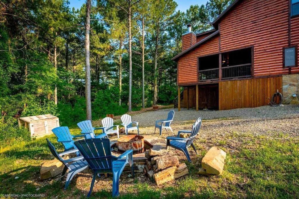 Iron Horse Lodge Sleeps 18, Games, Fire Pit, Hot Tub, Ev, More Broken Bow Exterior foto