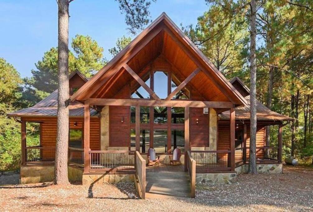 Iron Horse Lodge Sleeps 18, Games, Fire Pit, Hot Tub, Ev, More Broken Bow Exterior foto